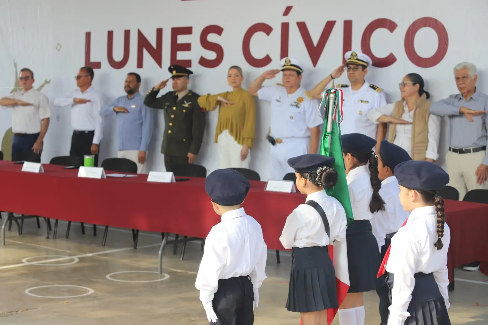 $!Autoridades de Mazatlán ponen en marcha obra de barda perimetral en el Jardín de Niños ‘Agustín Yáñez’