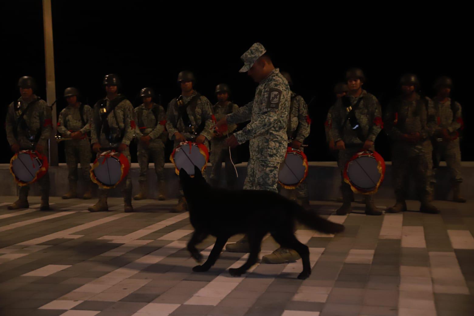 $!Celebran en Mazatlán Bicentenario del Heroico Colegio Militar
