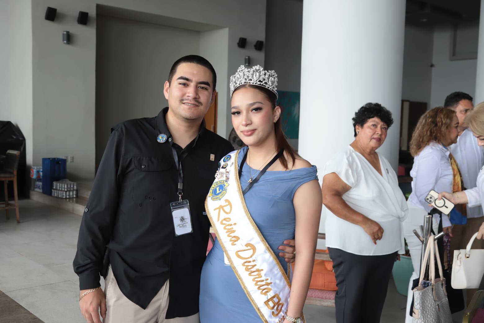 $!José Luis Vázquez y María Cristina Sánchez.