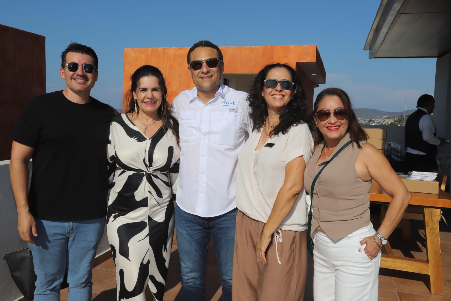 $!José Ángel Lizárraga, Kenia Lizárraga, Gaddiel Hernández, Elva Aguilar y Margarita Tarabay.