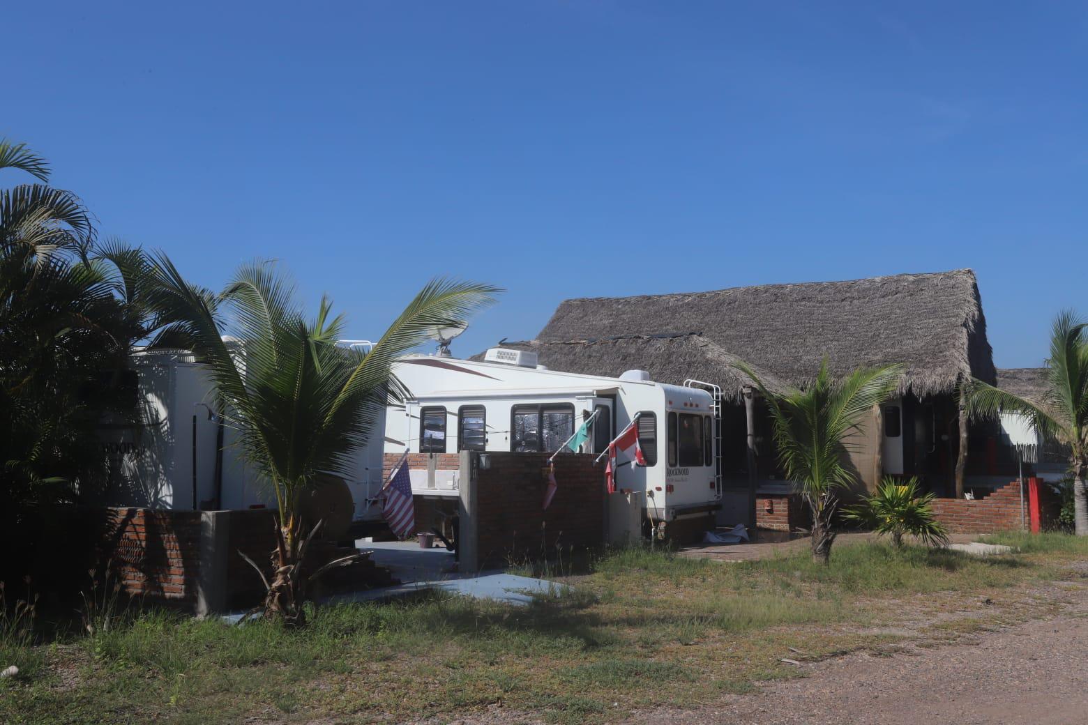 $!Turismo de casas rodantes llega a Mazatlán entre incertidumbre de los viajeros