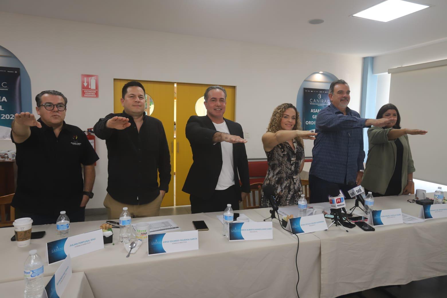 $!Asume Cecilia Osuna Guerrero dirigencia de la Canirac, en Mazatlán