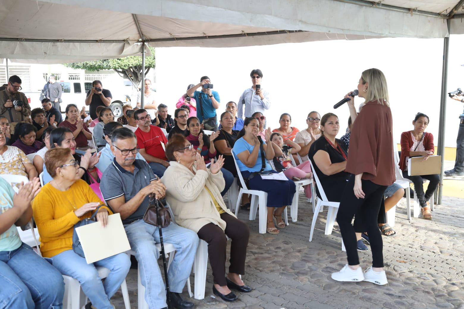 $!Acerca Contigo Mazatlán servicios y soluciones a vecinos del fraccionamiento Los Sauces