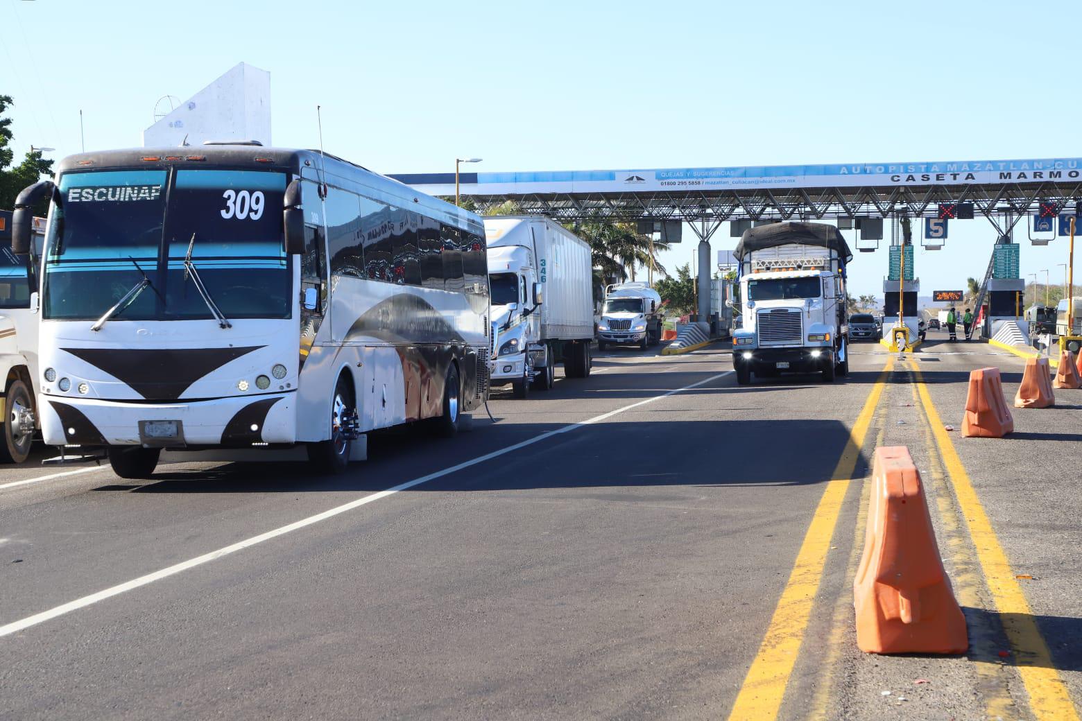 $!La caseta de peaje de Mármol está con tráfico normal.