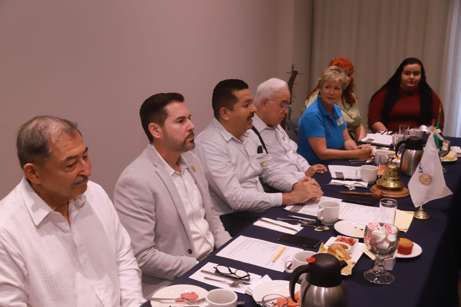 $!Los rotarios realizaron su sesión número 4872.