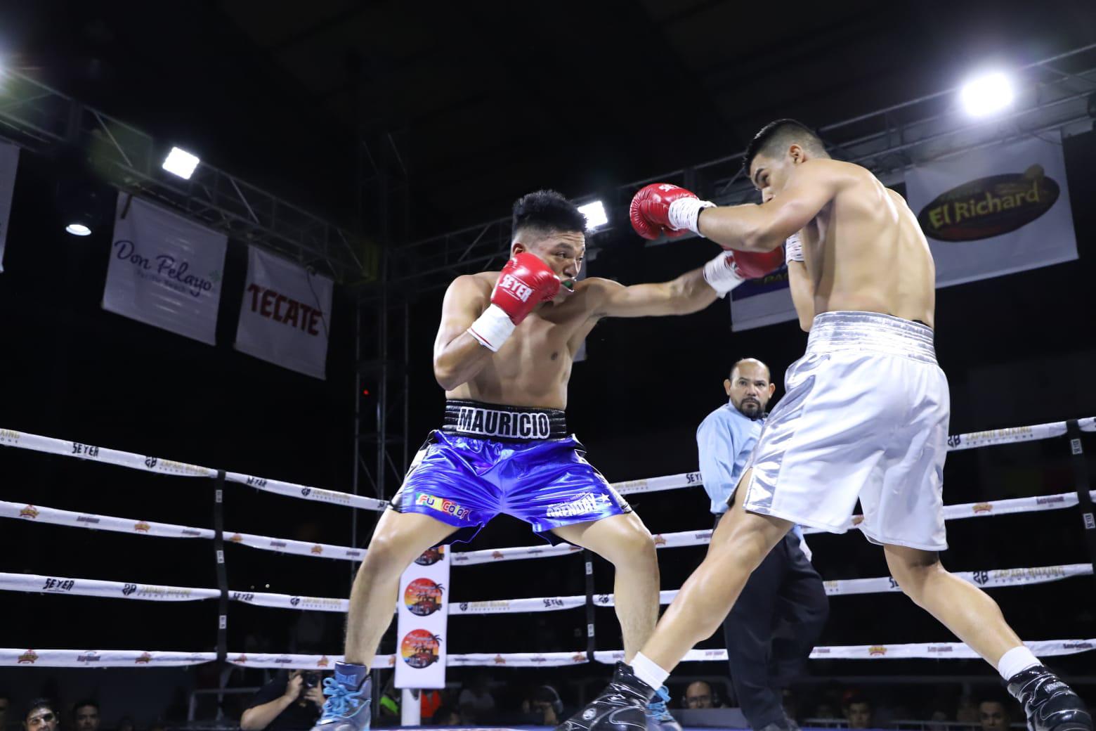 $!‘Veneno’ Aréchiga impone su sello en velada boxística Furia en el Ring