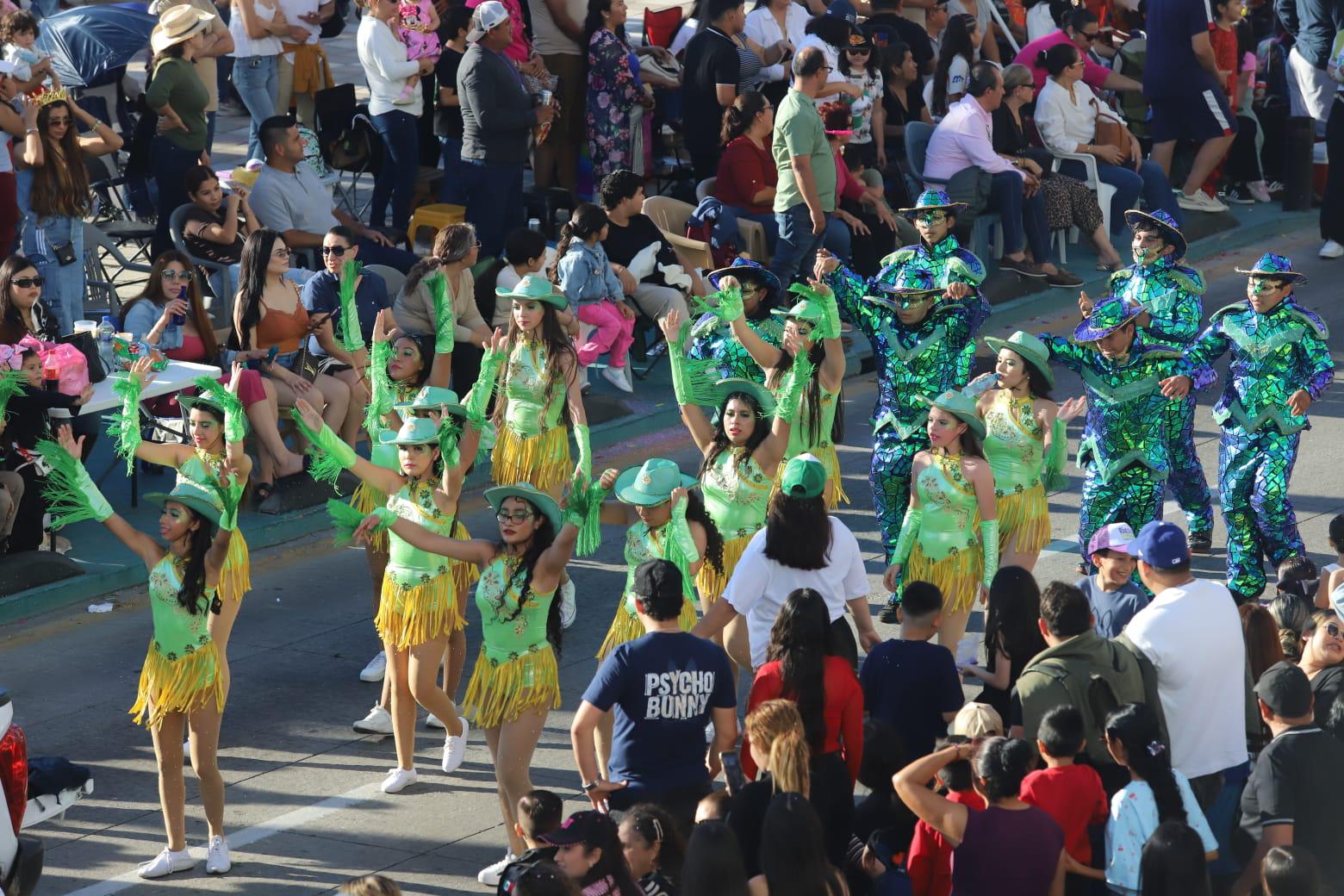 $!Noroeste y otros patrocinadores cumplen con su cometido de ambientar la fiesta carnavalera