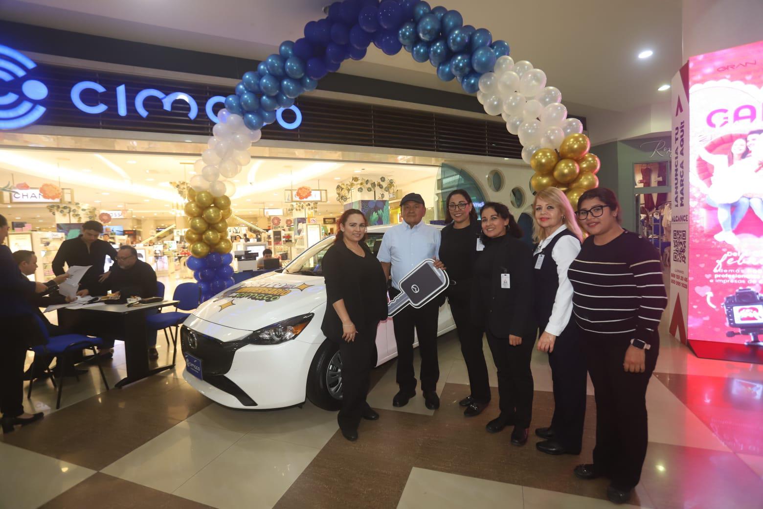 $!Cimaco celebra su 95 aniversario y entrega automóvil a cliente ganador en Mazatlán