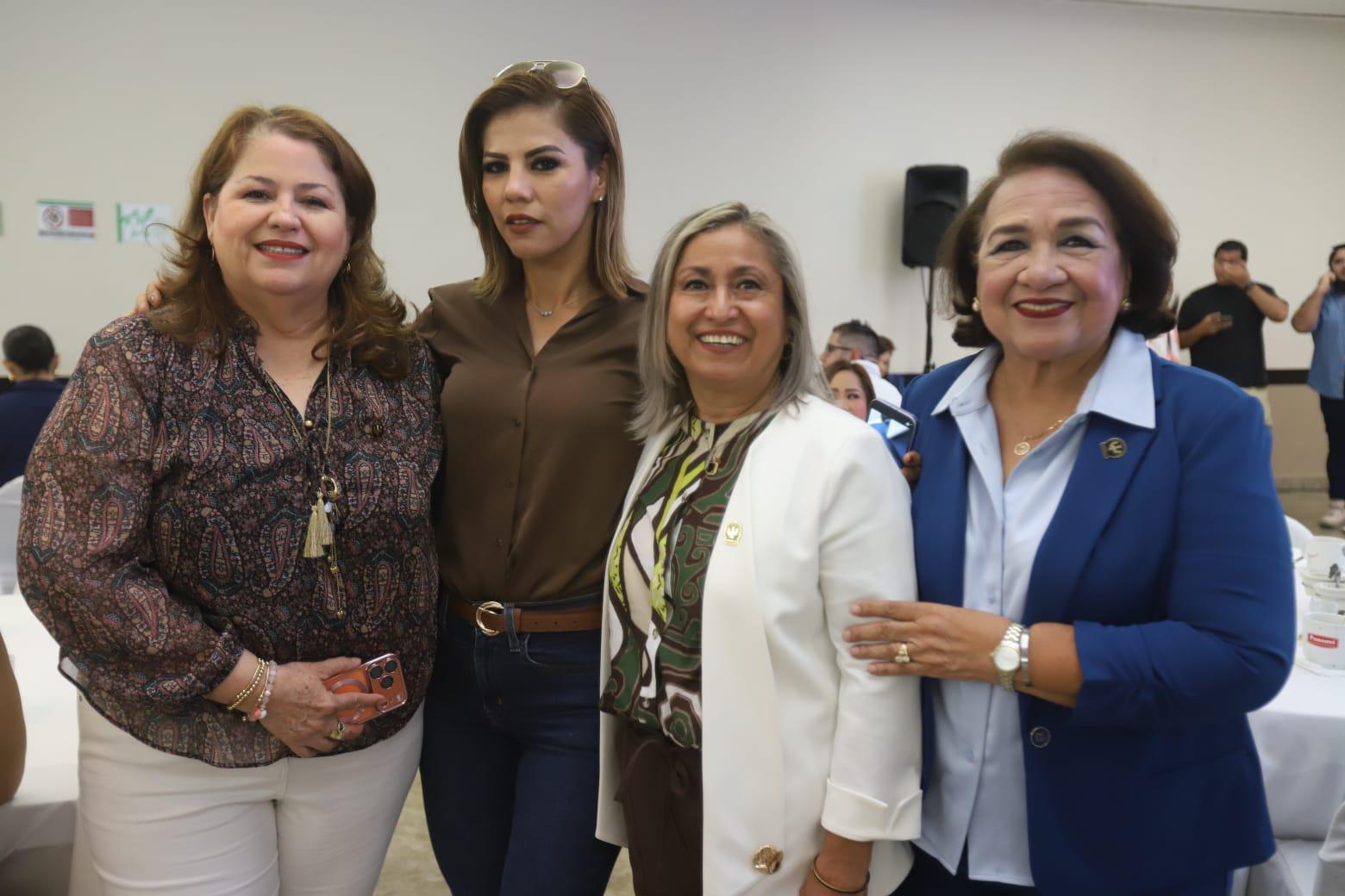 $!Blanca Godoy, Daniela Madero, Georgia Lizárraga y Laura Delia Hernández.