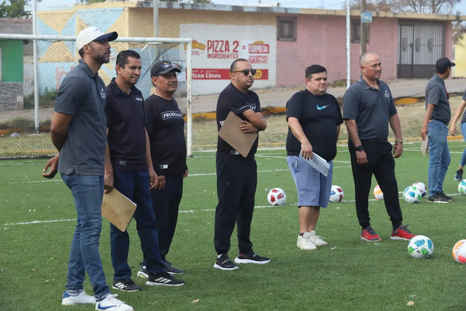 $!Amantes del futbol responden a Mundialito Imdem, Domina tu Cancha