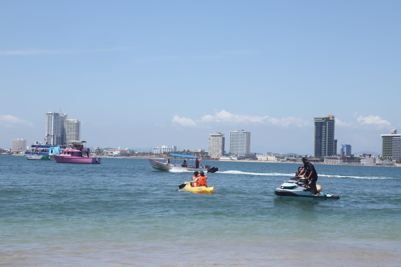 $!Disfrutan un domingo familiar en la Isla Venados