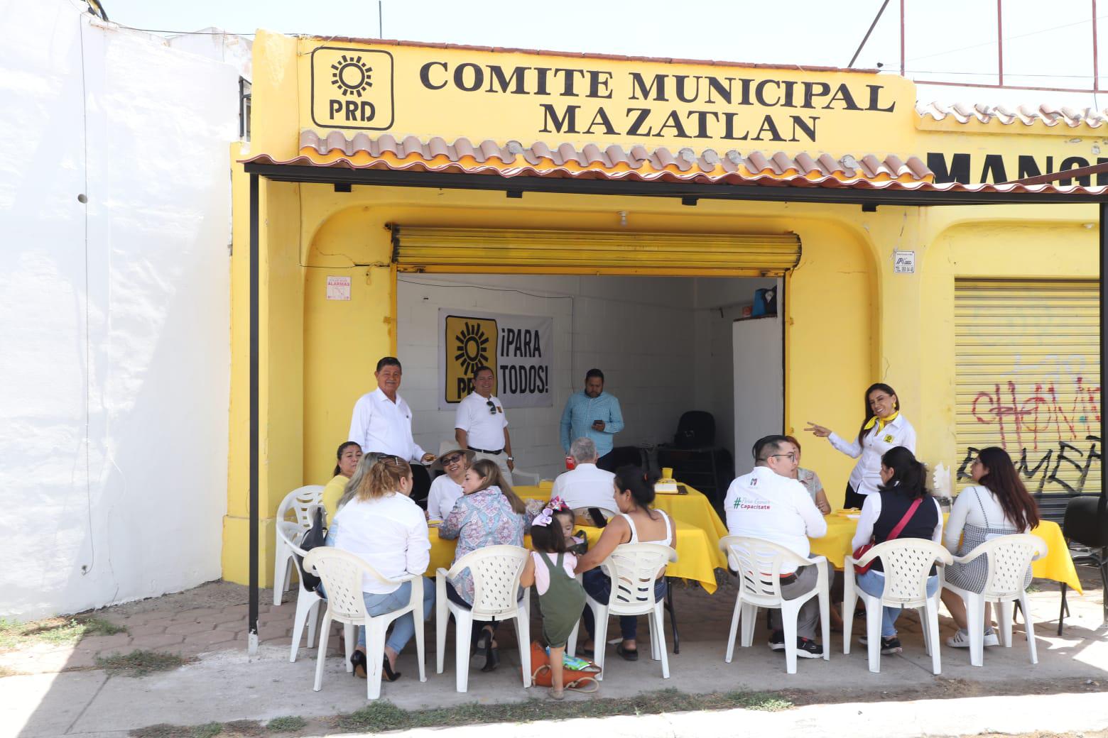 $!Conmemoran en Mazatlán el 34 aniversario del PRD