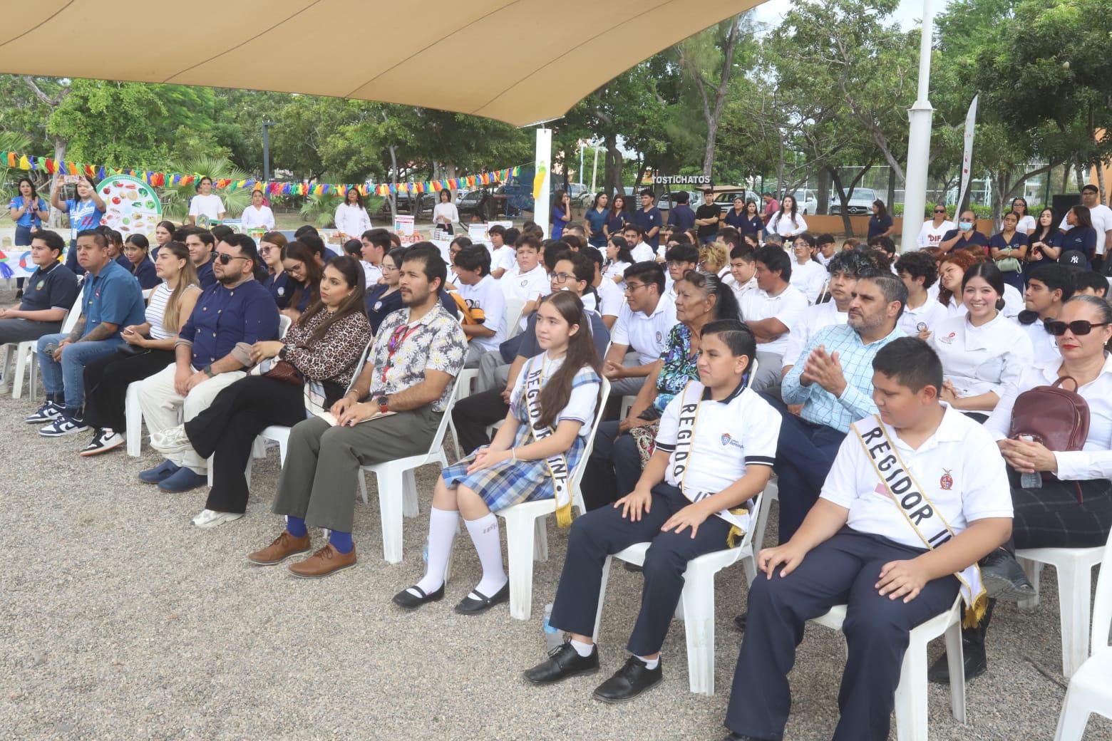 $!Realizan Muestra Gastronómica en el Parque Central como parte del Día Mundial de la Diabetes