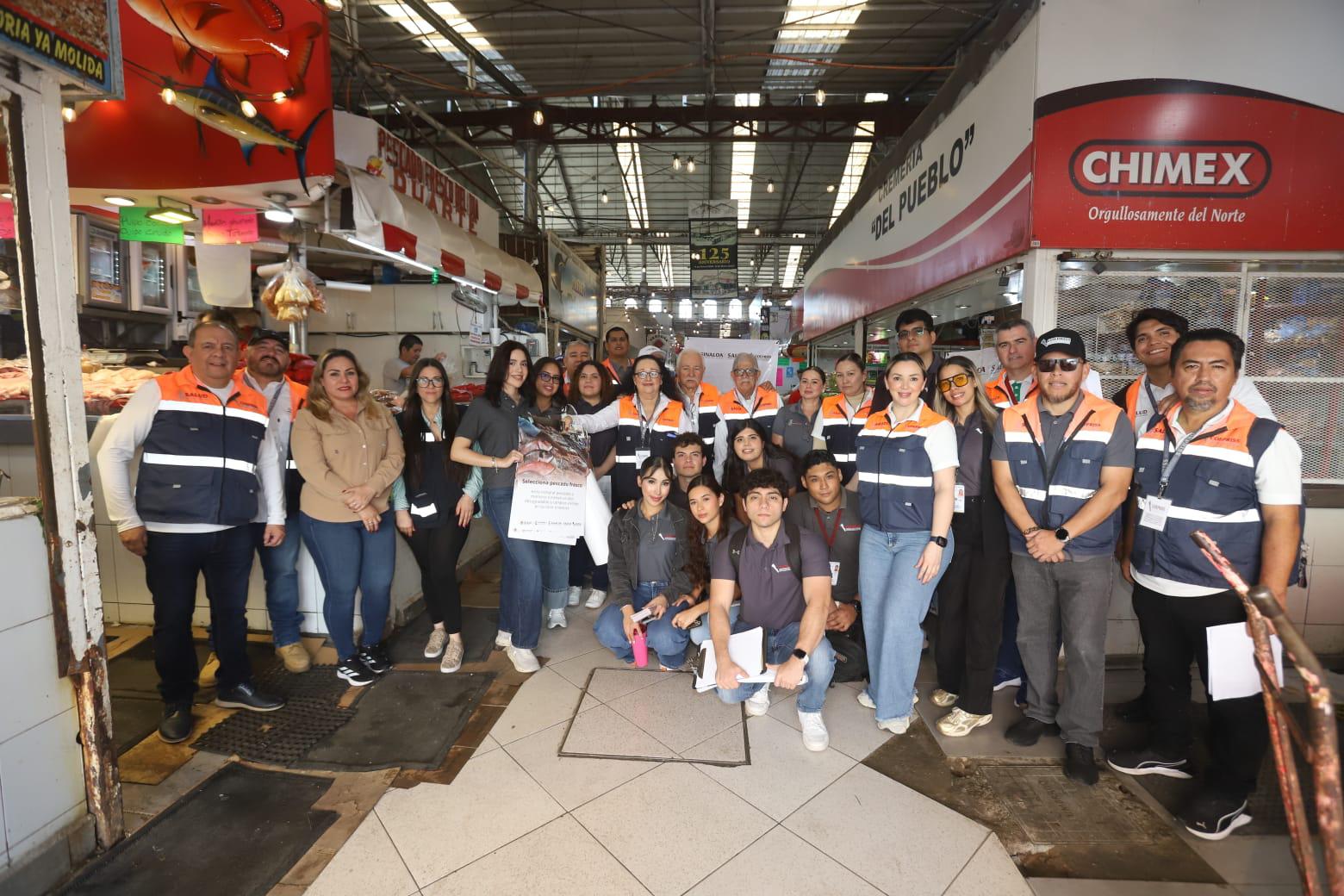 $!Verifica Coepriss que en mercados de Mazatlán vendan pescados y mariscos frescos durante Cuaresma