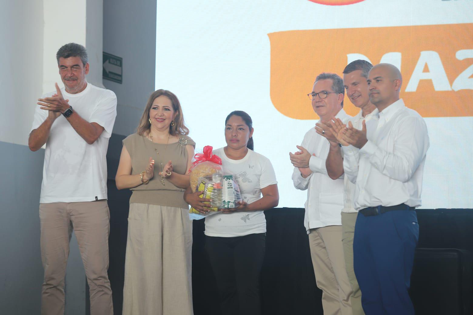 $!Estrena Banco de Alimentos instalaciones en Parque Bonfil para llevar ayuda a más familias