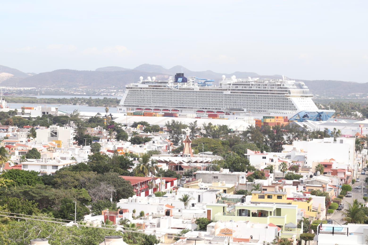 $!Impulsa la actividad turística Mazatlán el arribo del Norwegian Bliss