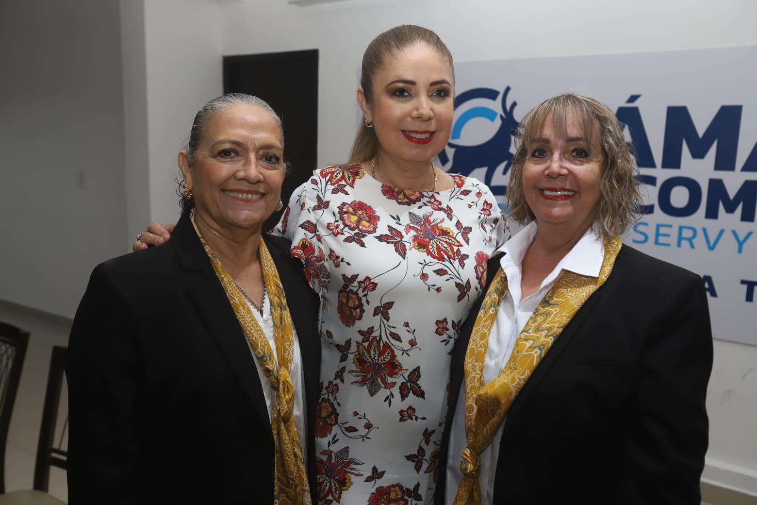 $!Lupita Huerta, Xóchilt Cárdenas y Lupita Esparza.