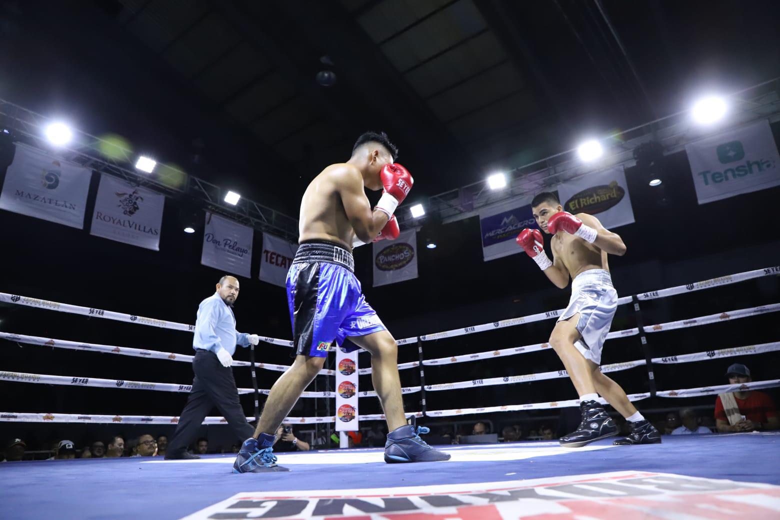 $!‘Veneno’ Aréchiga impone su sello en velada boxística Furia en el Ring