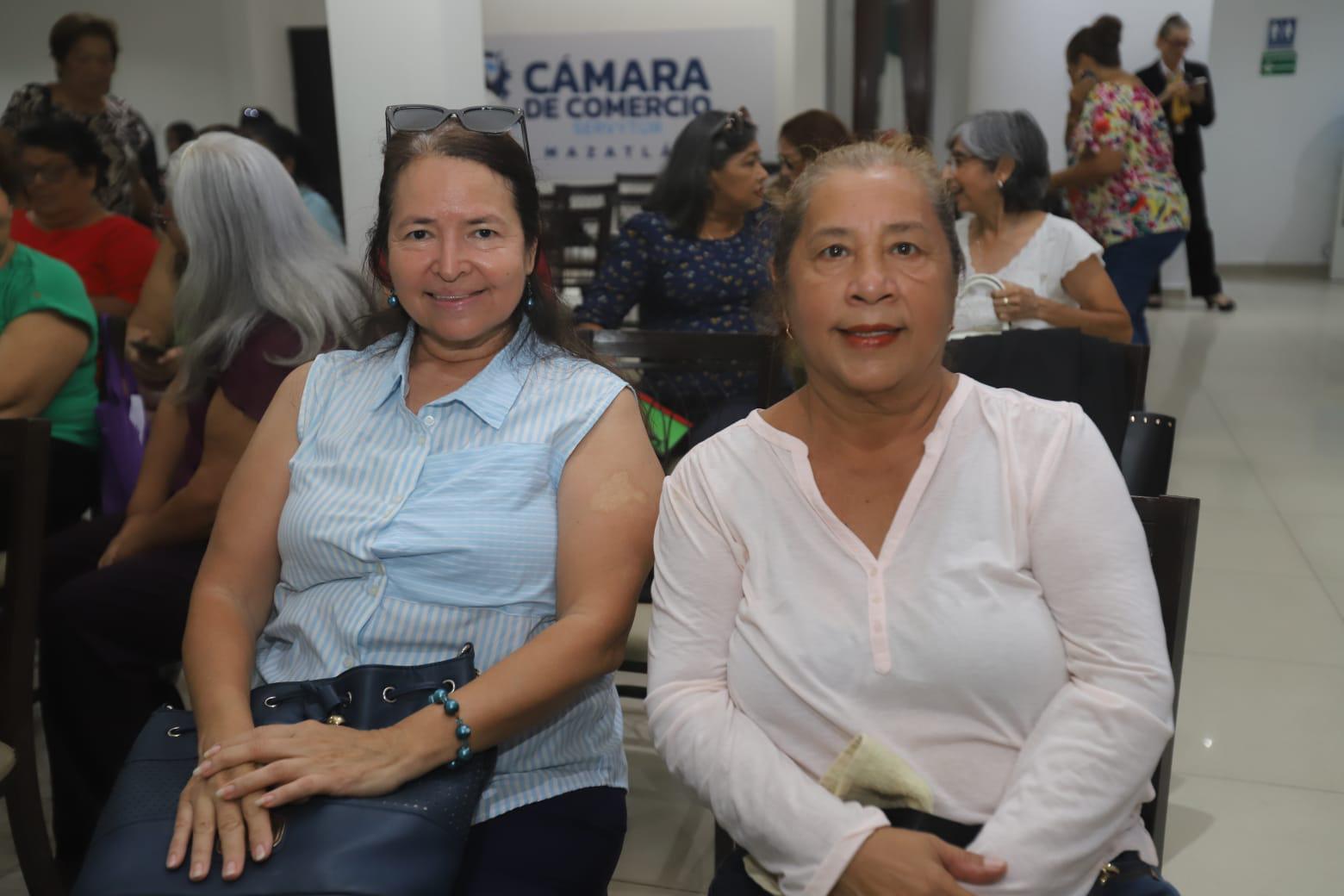 $!Martha Alcalde y María Magdalena Tiznado Palomares.