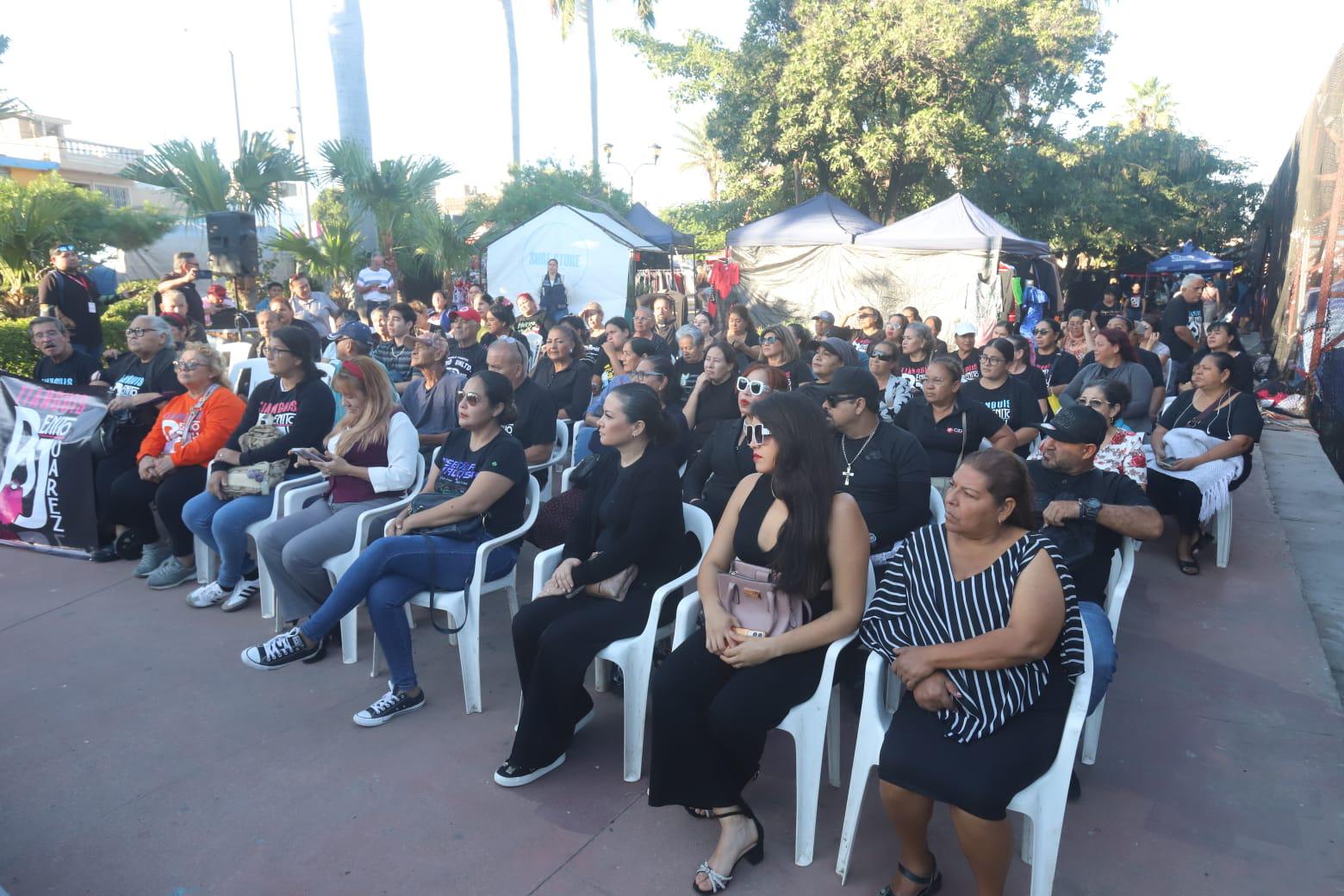 $!Inauguran el Tianguis Navideño Benito Juárez en Mazatlán