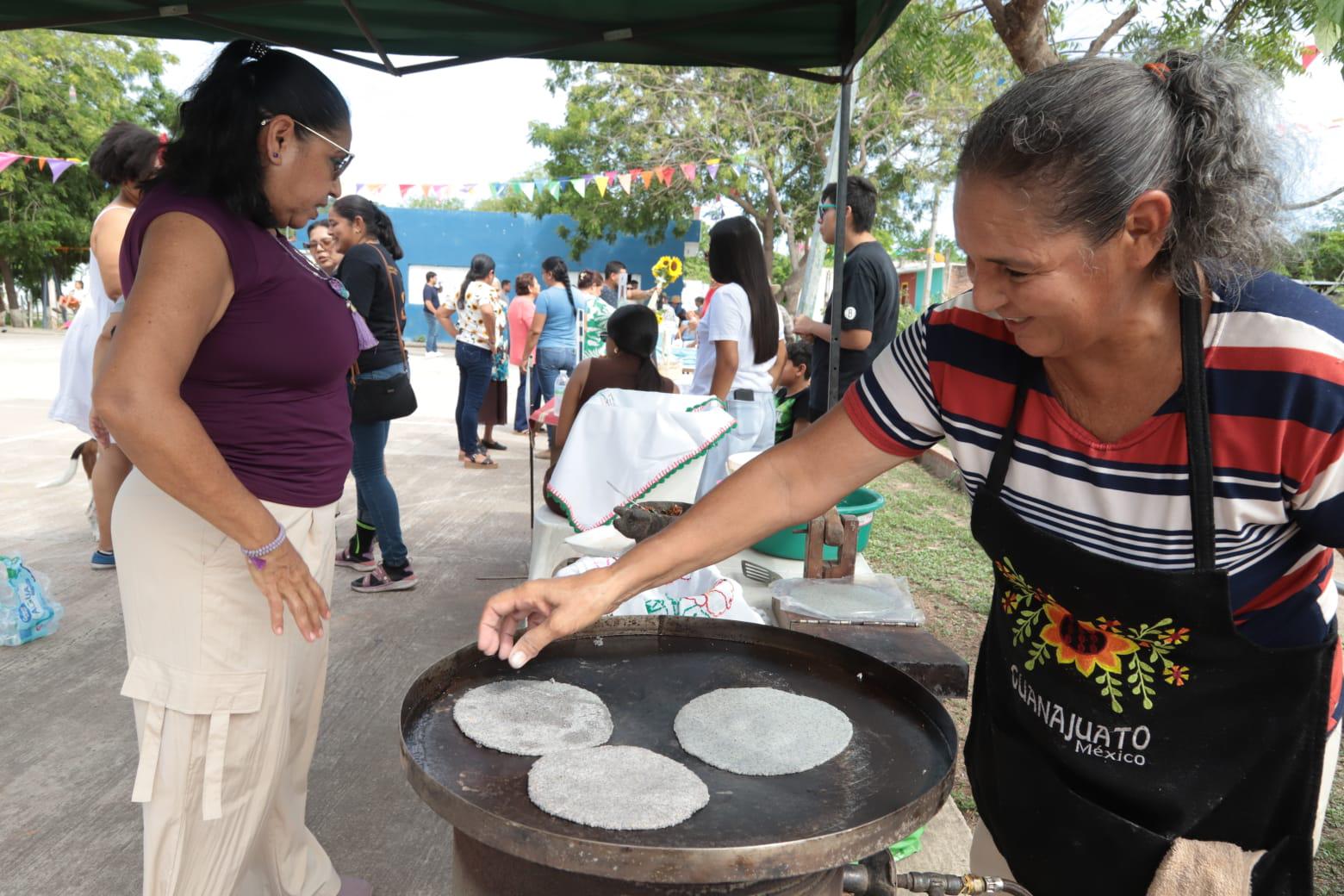 $!Celebran el primer Mercadito Campestre en Palmillas, en Mazatlán