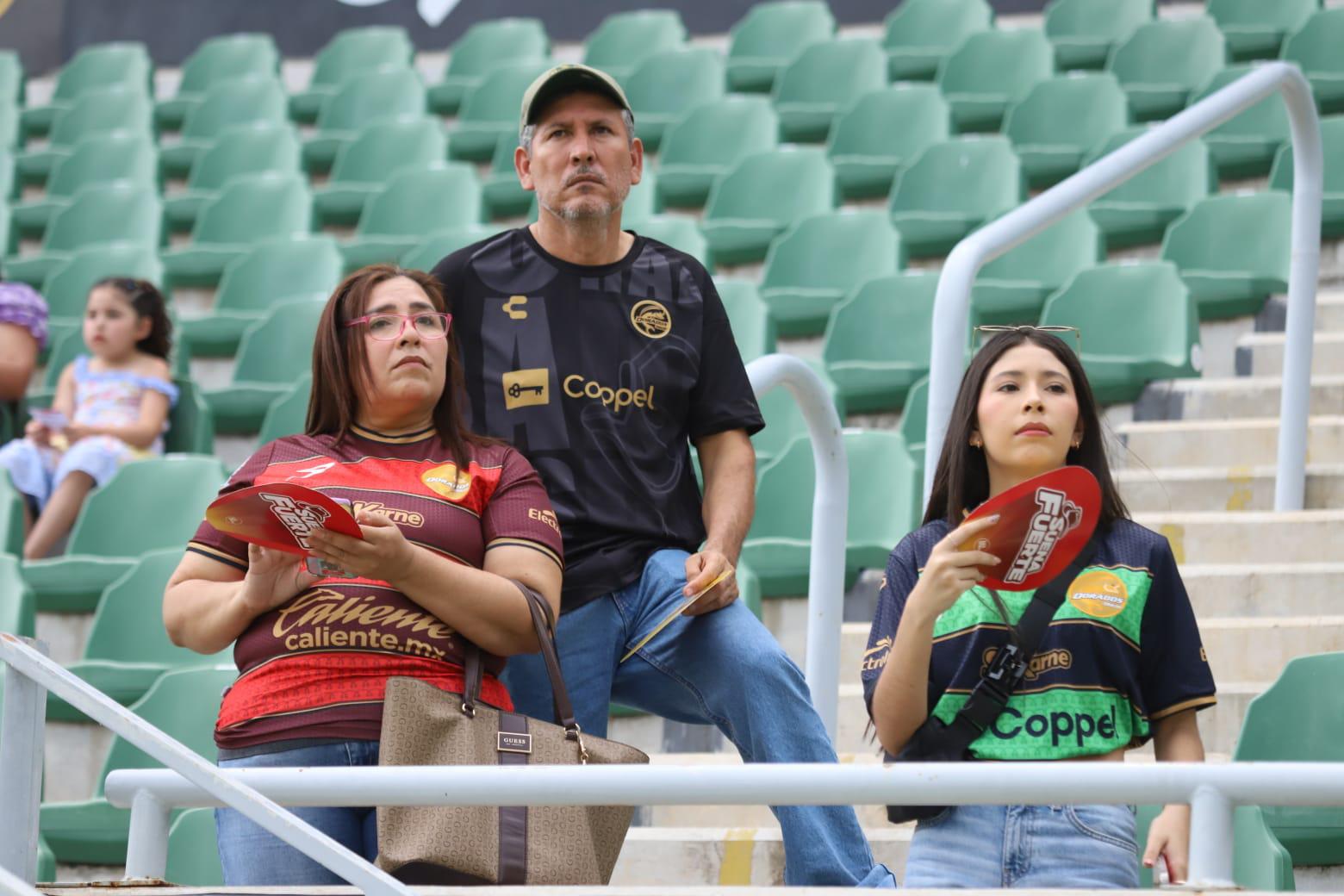 $!El debut de Dorados en Mazatlán decepciona por la escasa asistencia en El Encanto