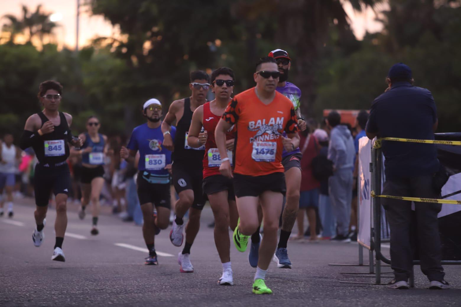 $!Se pone en marcha la fiesta de los 21K y 42K del Gran Maratón Mazatlán