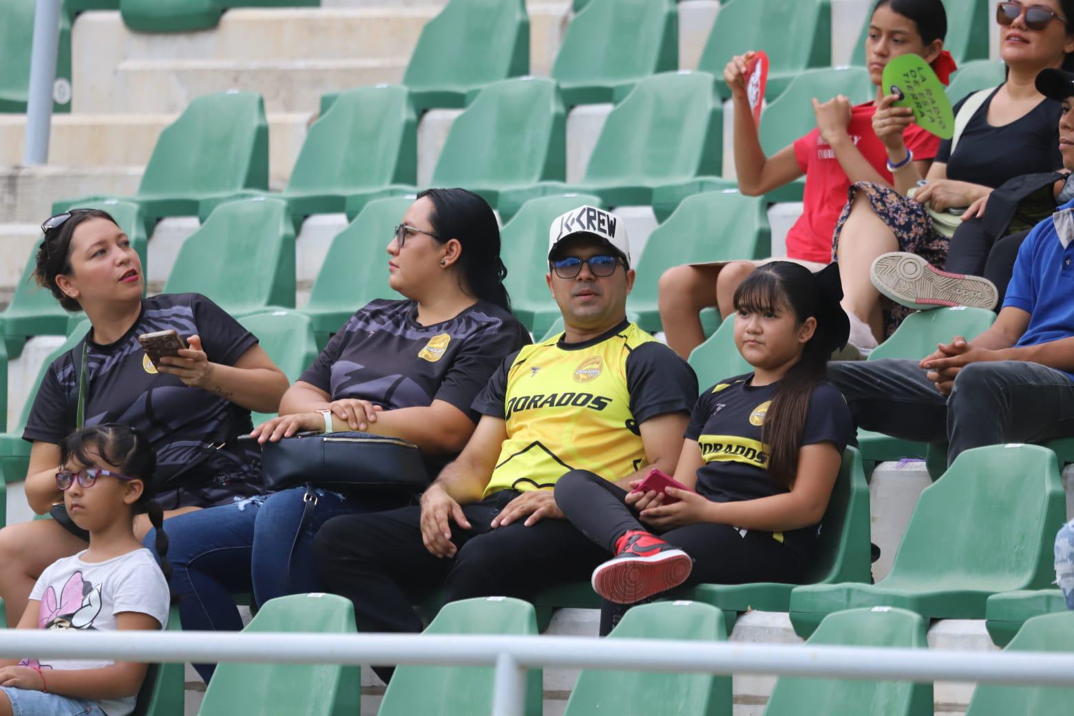 $!El debut de Dorados en Mazatlán decepciona por la escasa asistencia en El Encanto