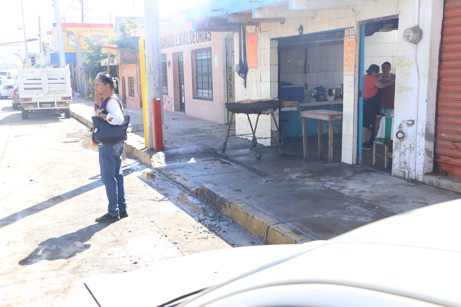$!Exigen en la Colonia Urías en Mazatlán solución para prevenir más accidentes en zona peligrosa
