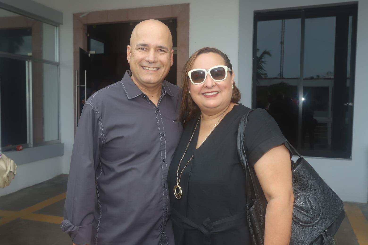 $!Laura Zataráin y Rubén Ahumada.