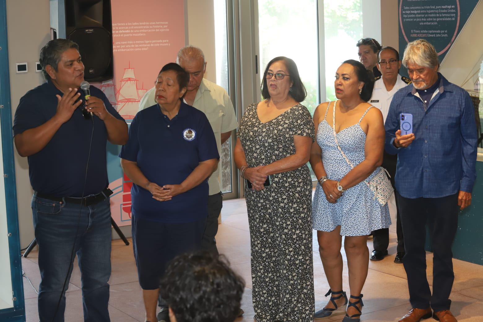 $!Alfredo Reynaga Chicuate expresa una palabras a los presentes.