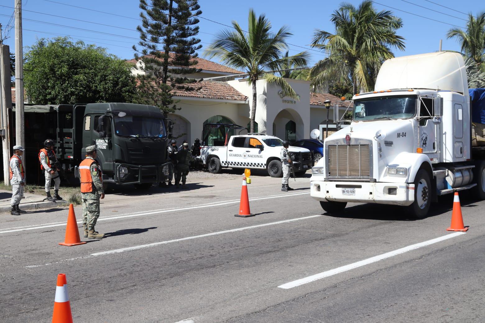 $!Refuerzan seguridad en entradas a Mazatlán con operativo de inspección y vigilancia