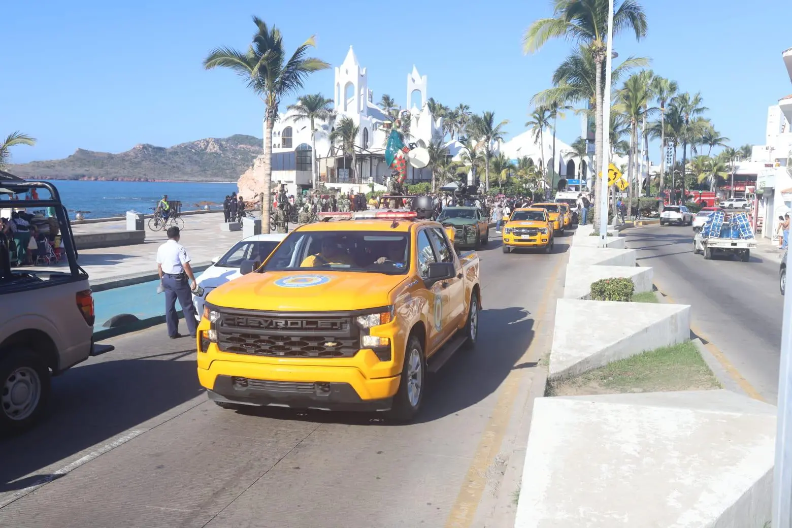 $!Dan banderazo al inicio del Operativo de Seguridad del Carnaval de Mazatlán