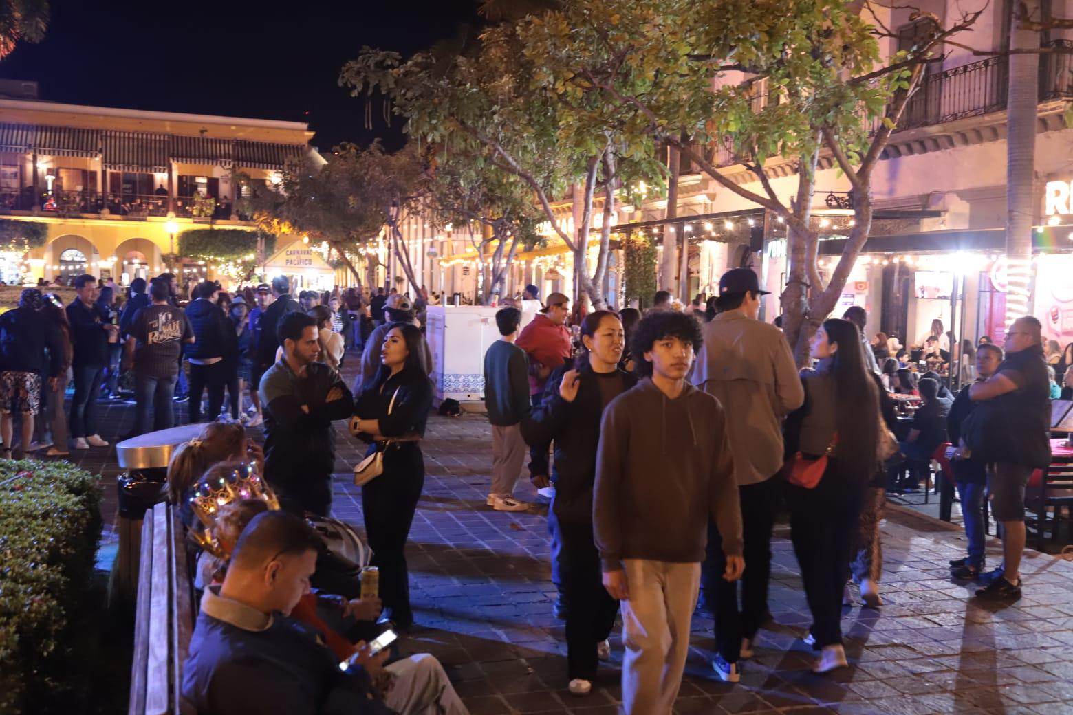 $!En el último día del Carnaval, la Plazuela Machado vuelve a brillar