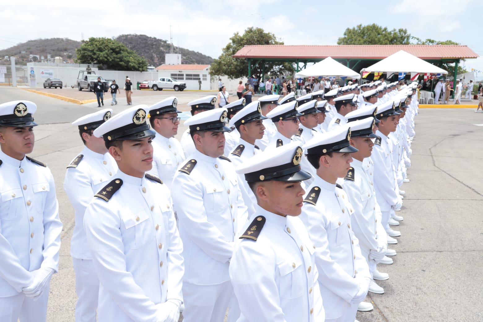 $!Celebran en Mazatlán el 83 aniversario del Día de la Marina