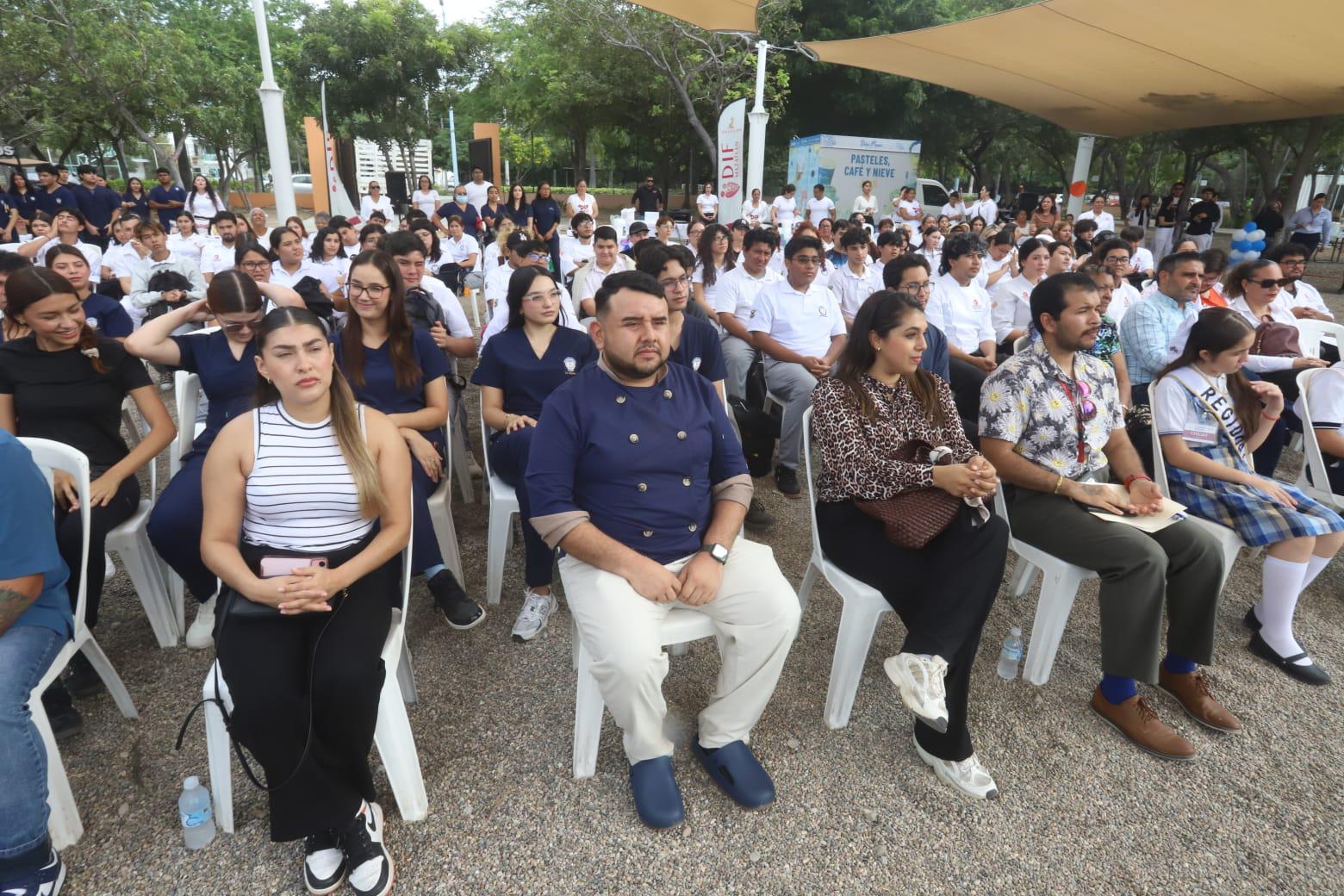 $!Realizan Muestra Gastronómica en el Parque Central como parte del Día Mundial de la Diabetes
