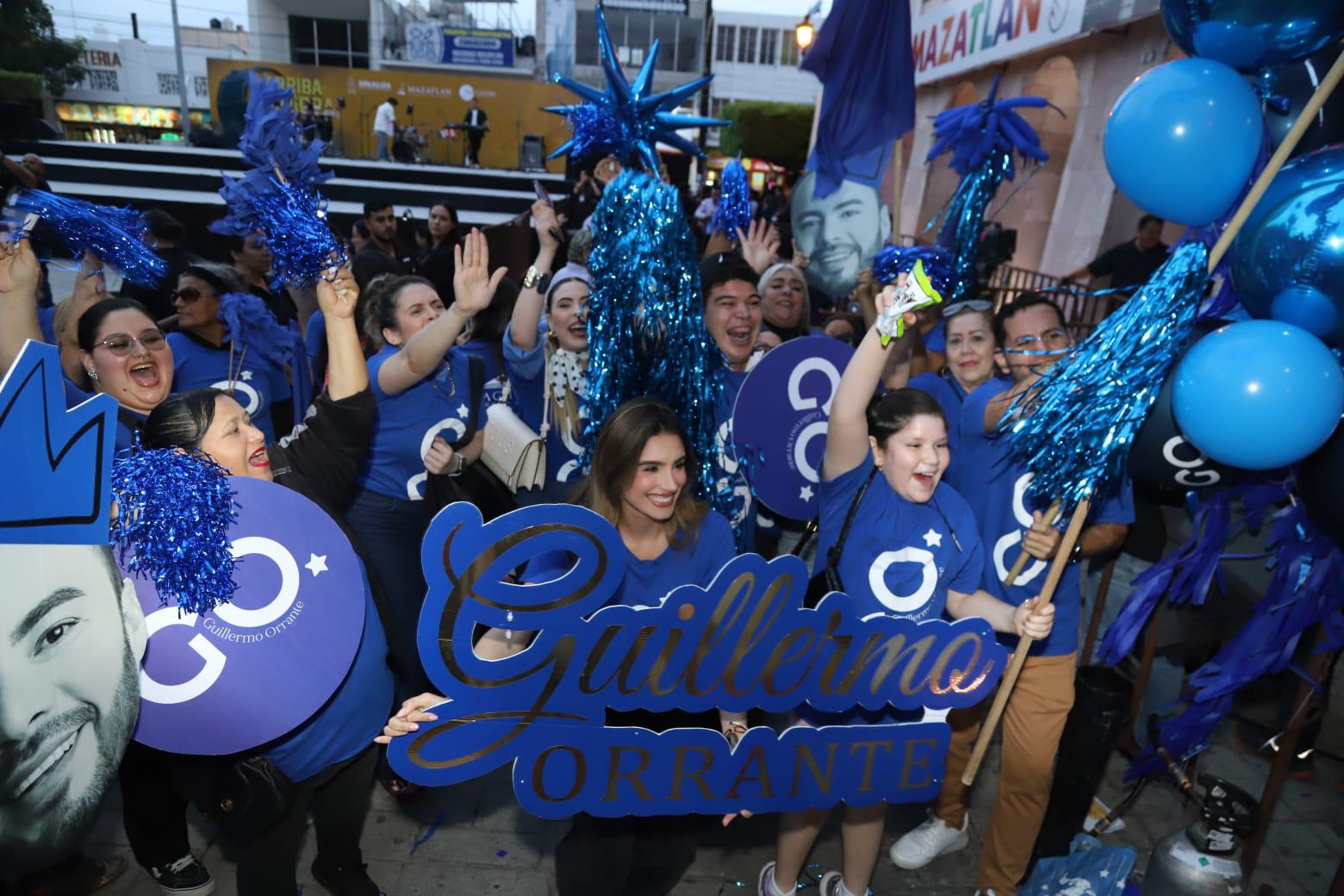 $!Toman la delantera Eileen Cruz por la corona infantil y Guillermo Orrante por el título de Rey de la Alegría del Carnaval de Mazatlán 2026