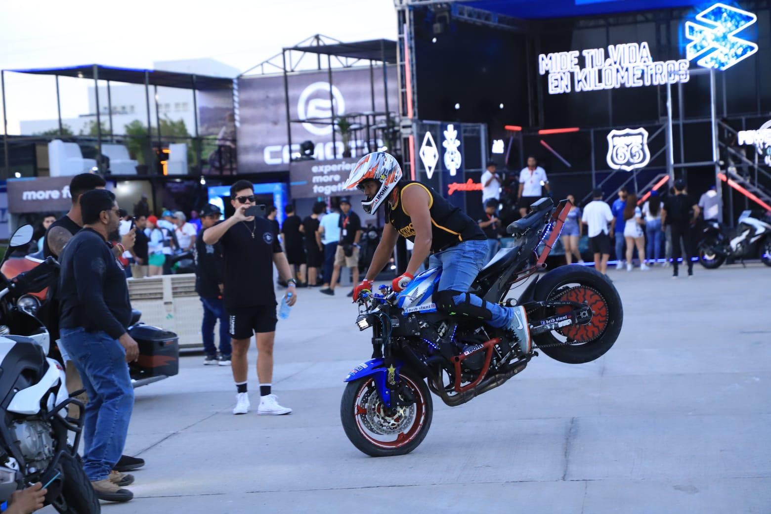 $!Calientan motores Stunts Riders en Mazatlán