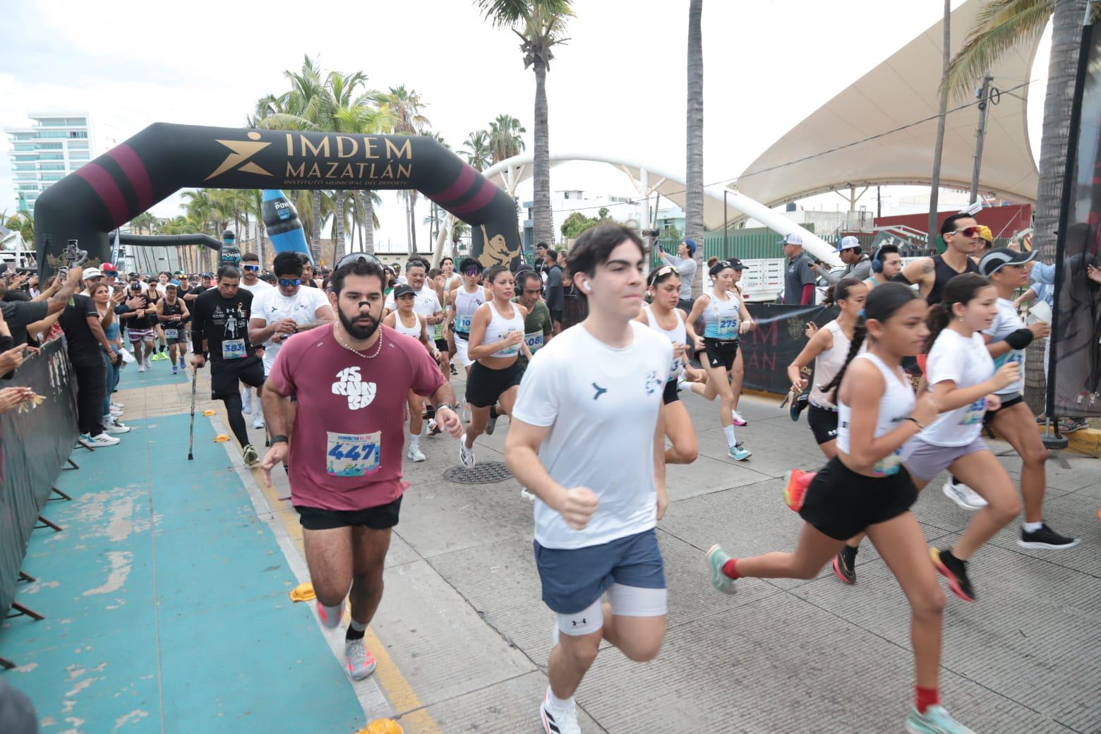 $!Katia García y Valentín Rendón triunfan en la Carrera Conecta-te 2025