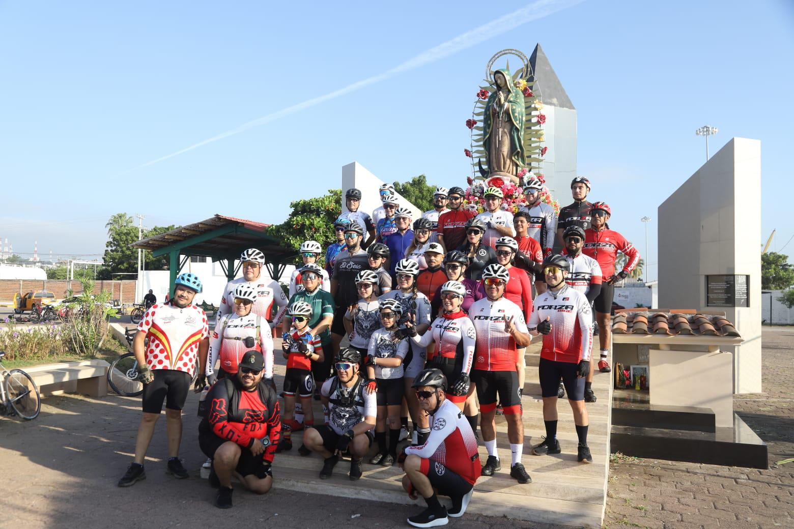 $!Ciclistas se unen a los festejos de San Judas Tadeo con rodada matutina en Mazatlán
