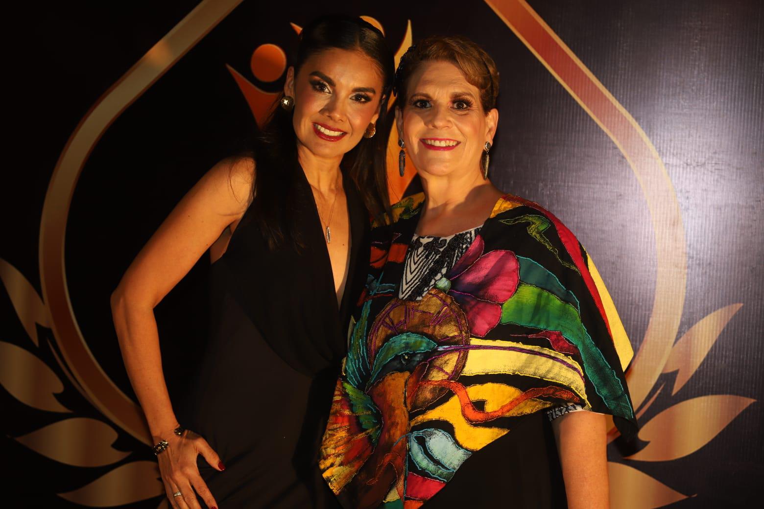 $!Lizbeth Camacho Sepúlveda y Rocío Labastida.