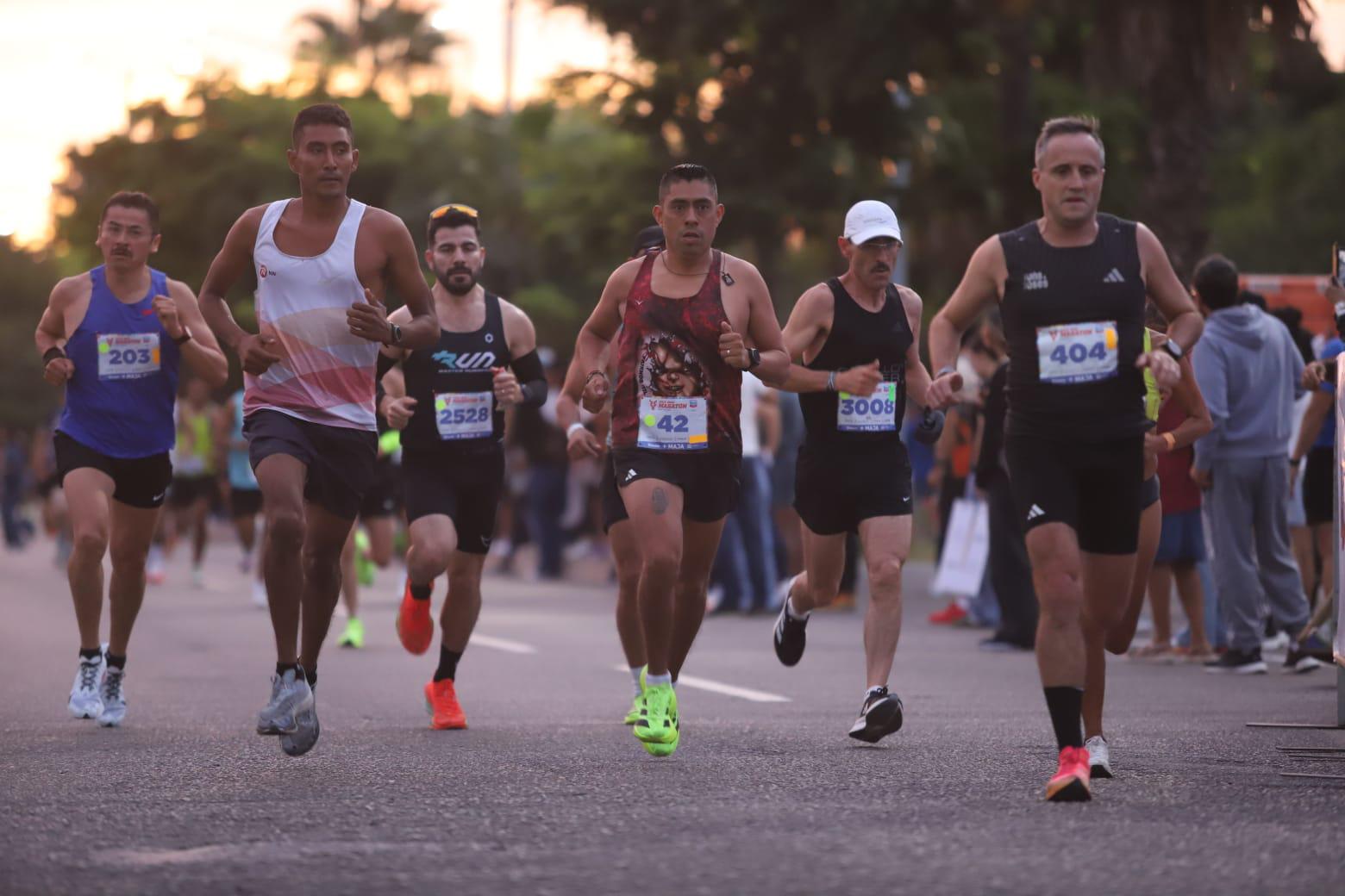 $!Se pone en marcha la fiesta de los 21K y 42K del Gran Maratón Mazatlán