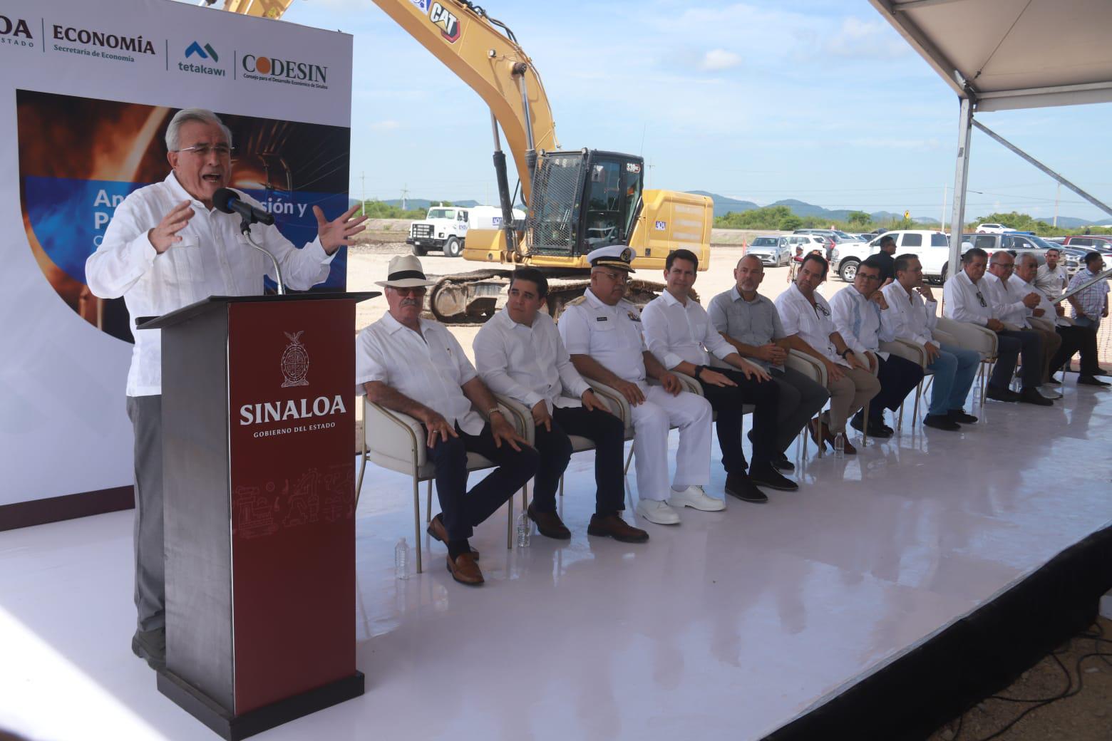 $!Colocan primera piedra de la Comunidad Manufacturera Tetakawi en Mazatlán