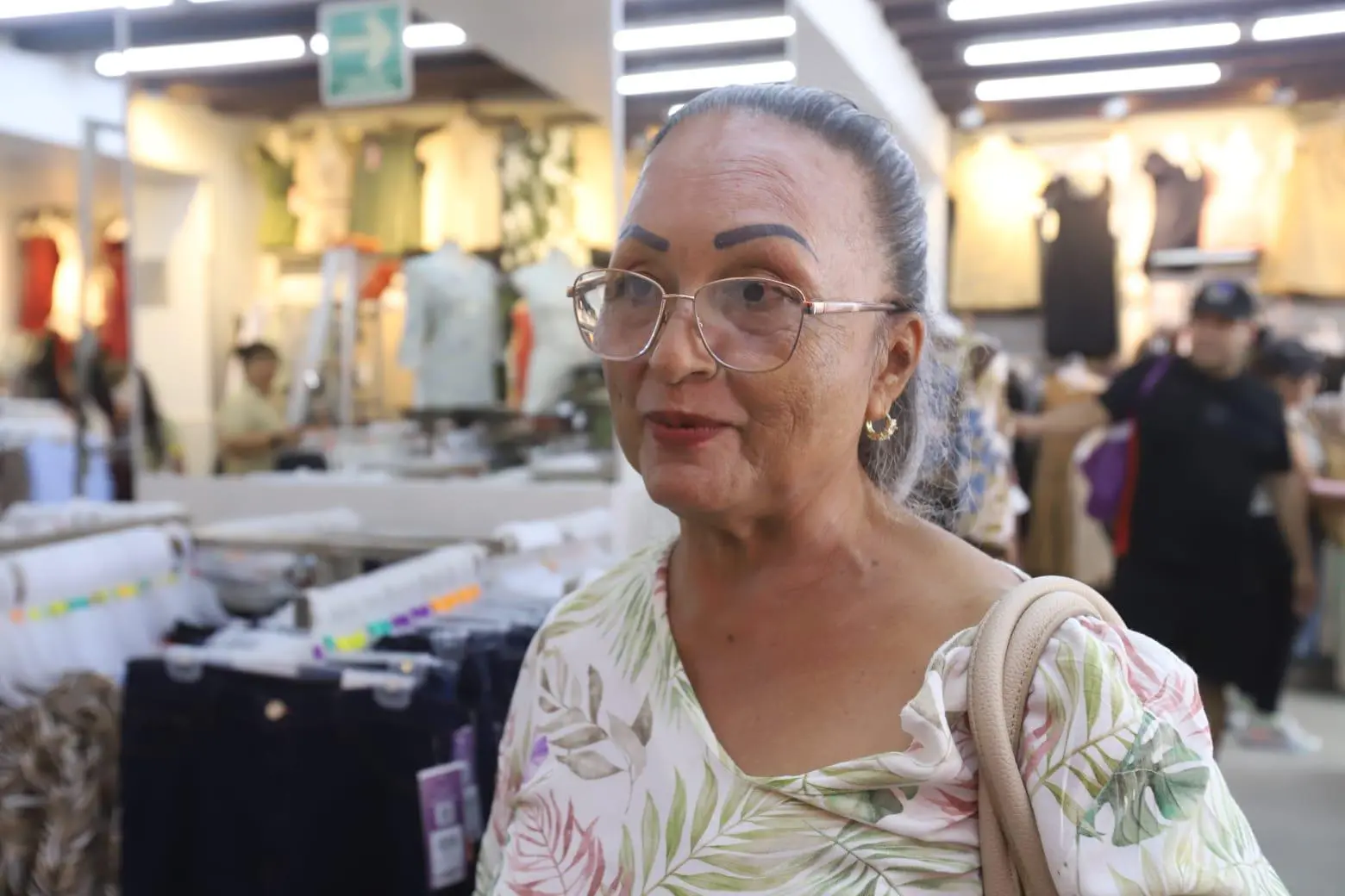 $!Compras para mamá rebasan expectativas en los comercios de Mazatlán