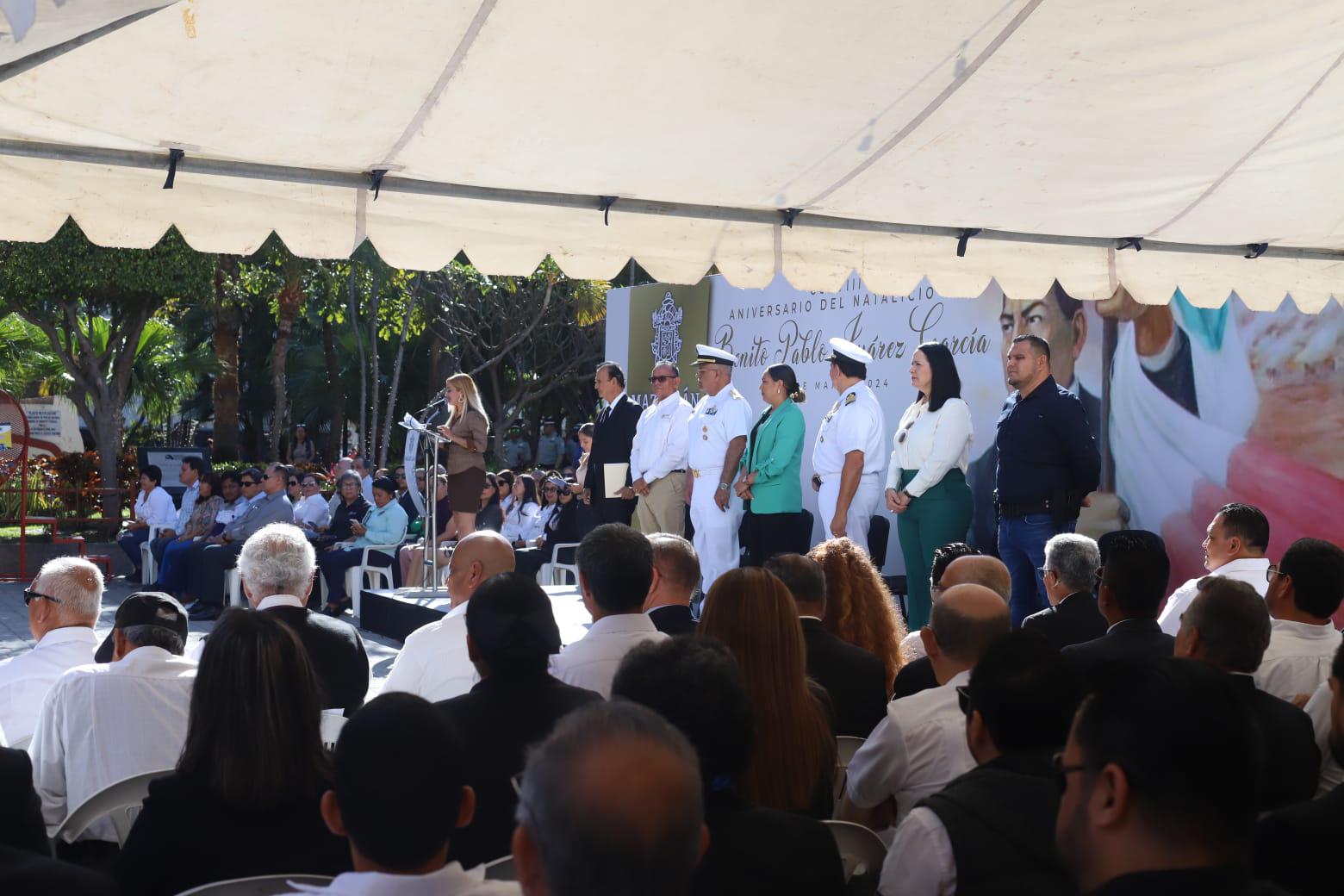 $!Conmemoran en Mazatlán el 218 aniversario del natalicio de Benito Juárez