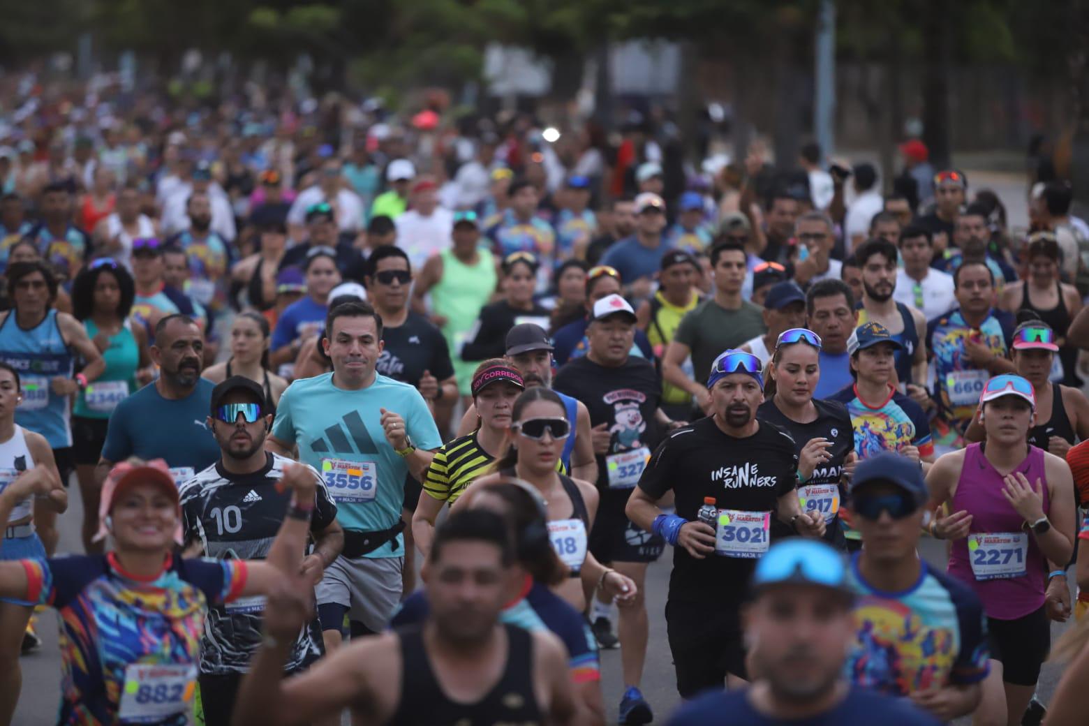 $!Se pone en marcha la fiesta de los 21K y 42K del Gran Maratón Mazatlán
