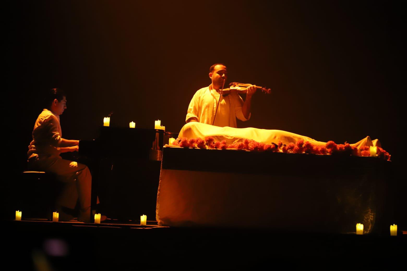 $!Mazatlán celebra la ‘Noche de Esperanza’ con arte y callejoneada de Día de Muertos