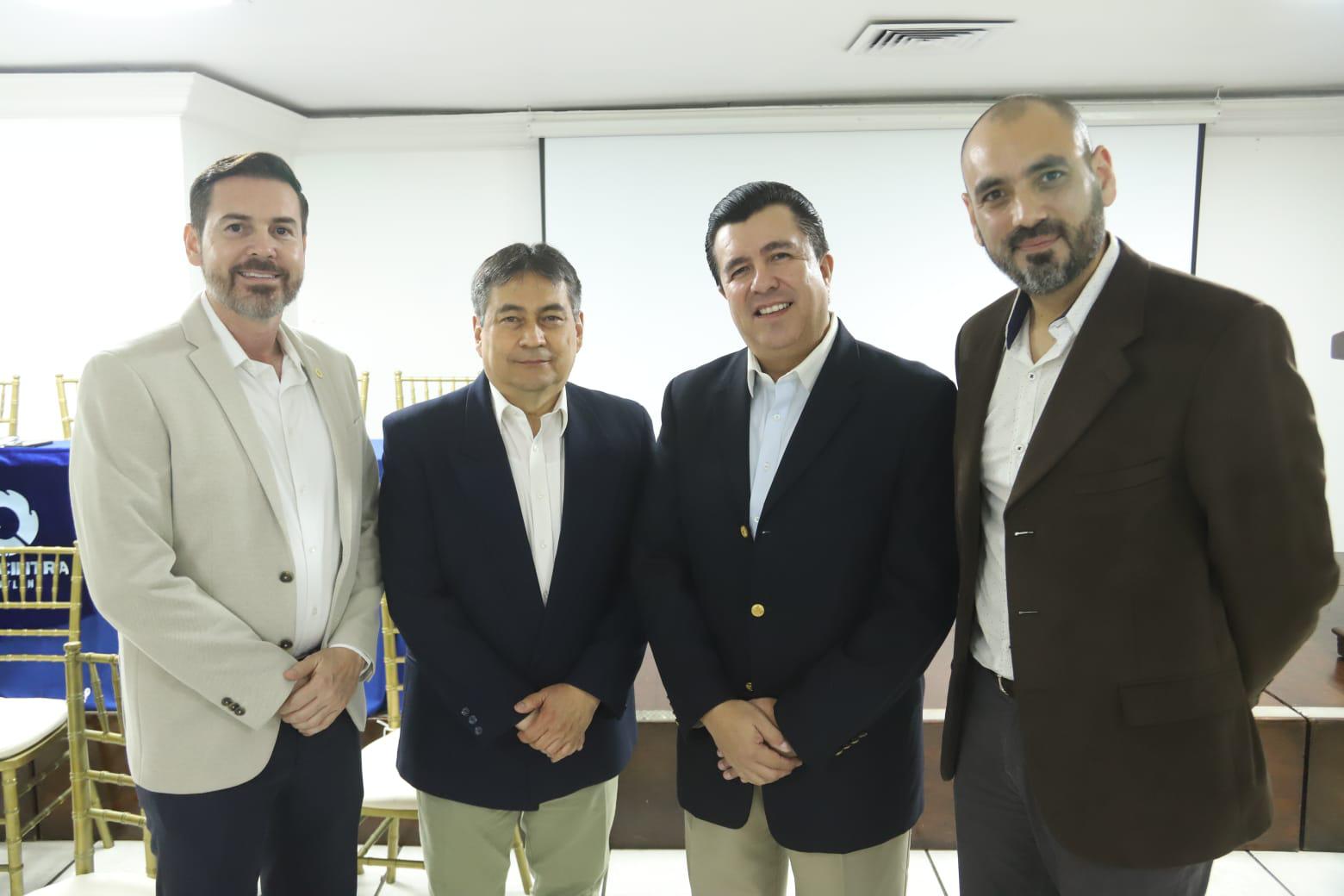 $!Sergio Rojas, Armando Álvarez, Carlos Ríos Galván e Iván Pico.
