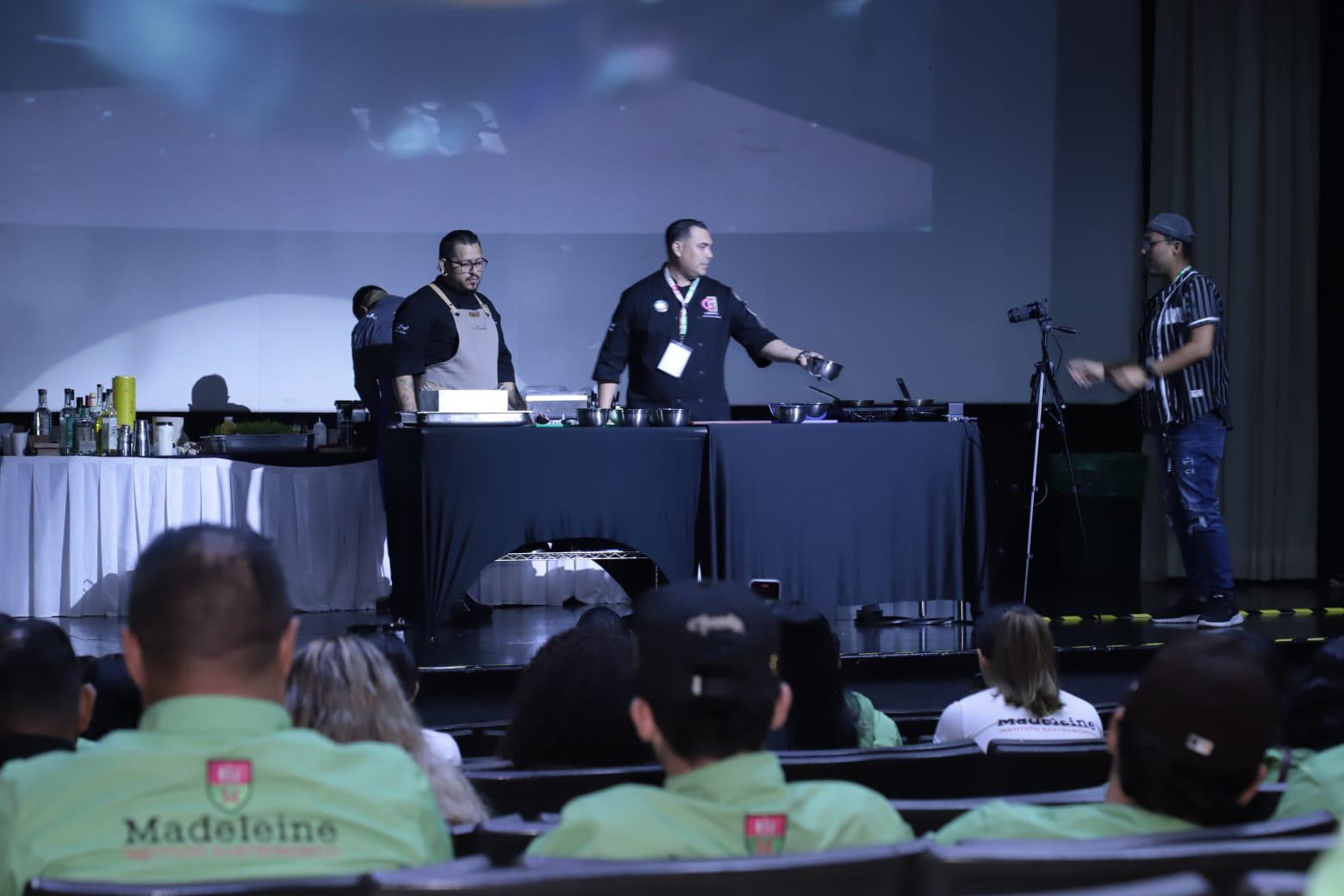 $!Destacan la cocina multicultural de Sinaloa en el Congreso Gastronómico de Mazatlán 2025