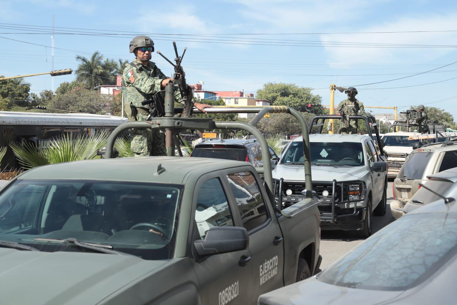 $!Hombre se hiere en un pie al maniobrar un arma de fuego en Mazatlán